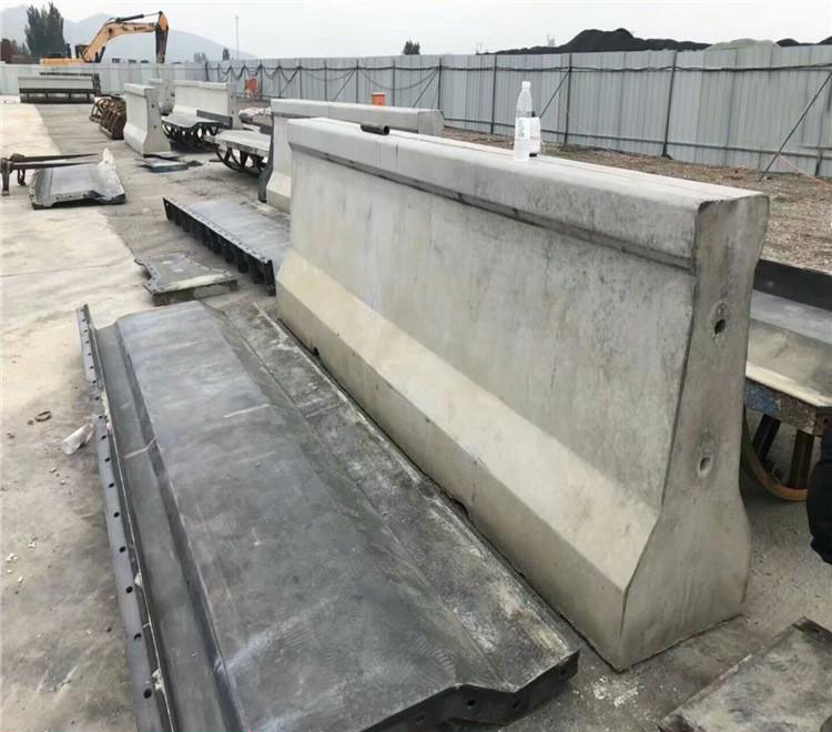 公路隔离墩宝威在线（中国）